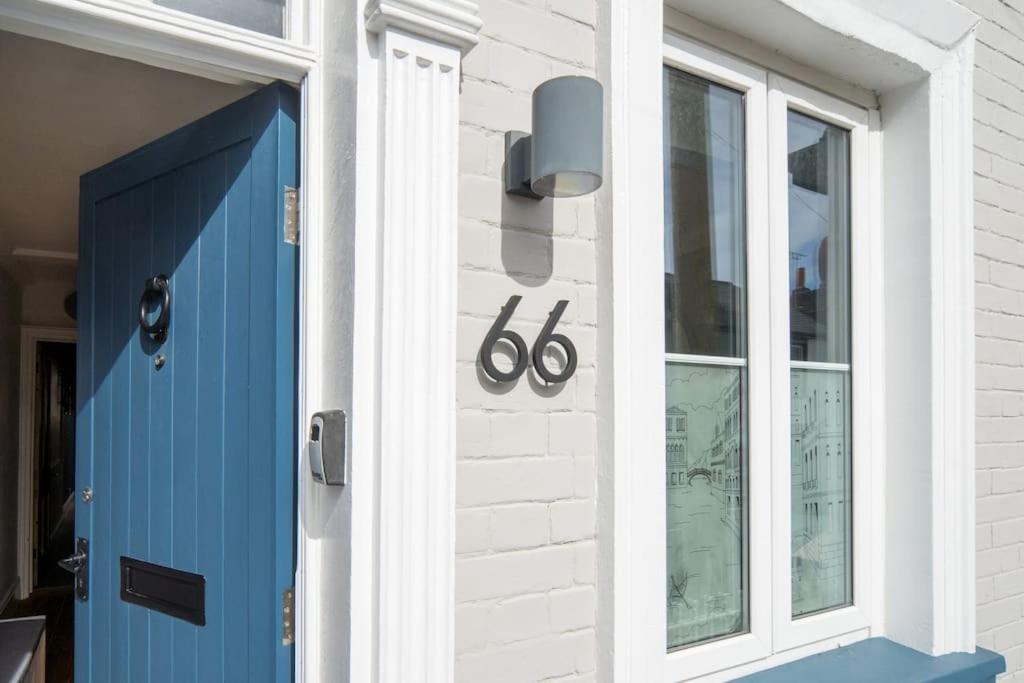 Captain'S Cottage - Central West Cowes - Spacious, Entire 1-Bed Home Exterior photo