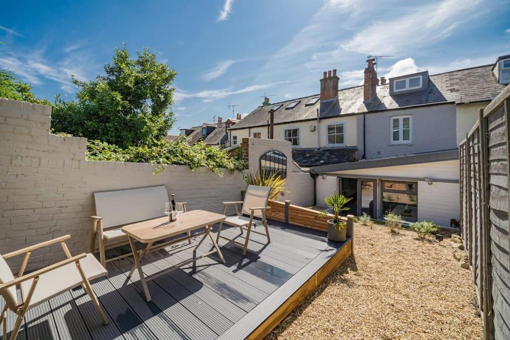 Captain'S Cottage - Central West Cowes - Spacious, Entire 1-Bed Home Exterior photo